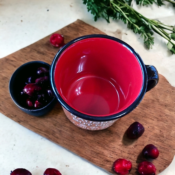 Kitchen Stuff Plus Durable Stoneware Christmas Mug - Picture 4 of 7